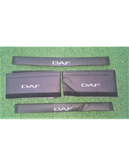 AGARRADERAS DE CAMION POLIPIEL LOGO DAF 4UDS